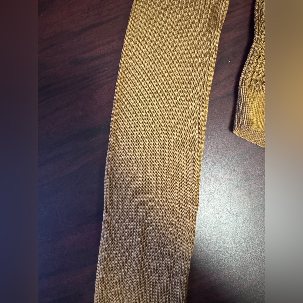 Free People knit lightweight tan brown sweater. - Picture 4 of 8
